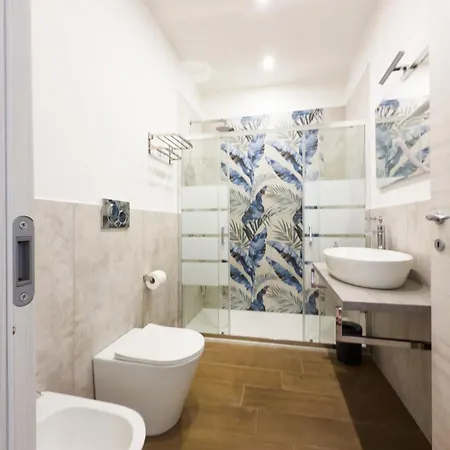 Carlo's House ゲストハウス ボーザ