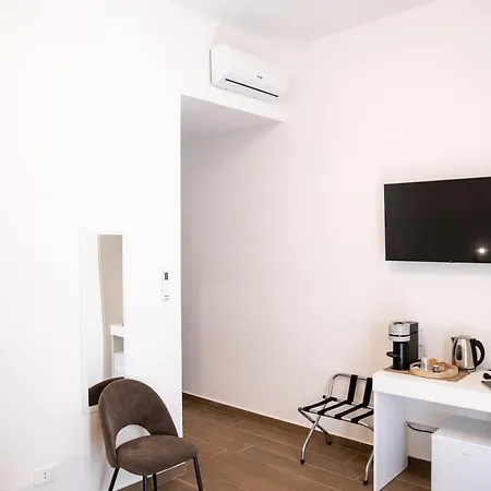 Pensjonat Carlo's House 3*