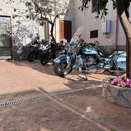 Pensjonat Carlo's House